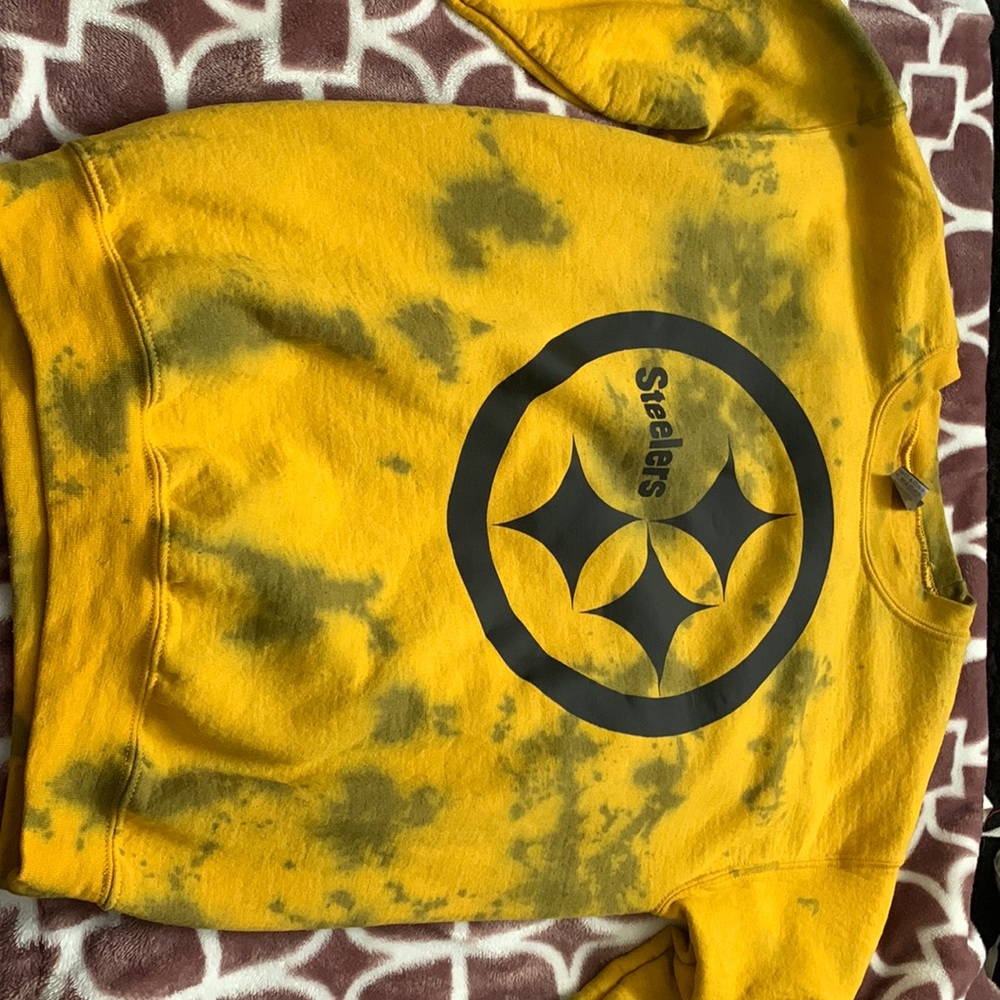 Yellow tye dye Gildan Pittsburgh Steelers crewneck